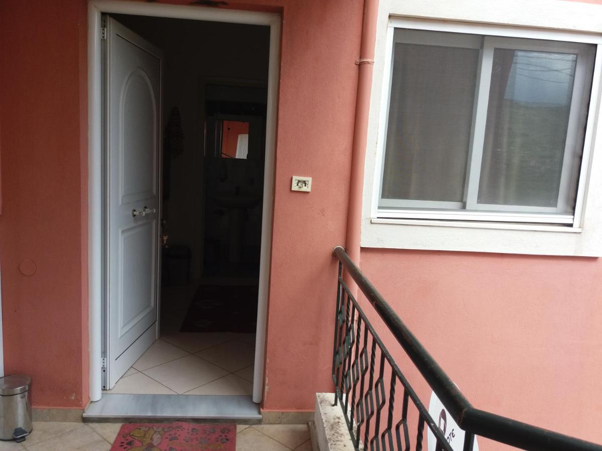 Laida Place Ioannina Exterior photo